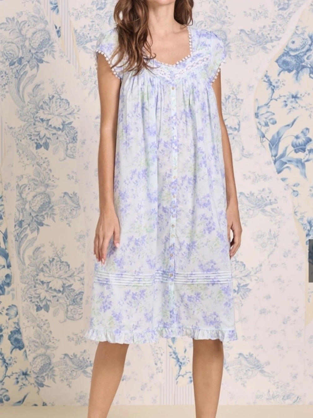 Eileen West Aqua Bloom Cotton Lawn Short Button Front Robe
